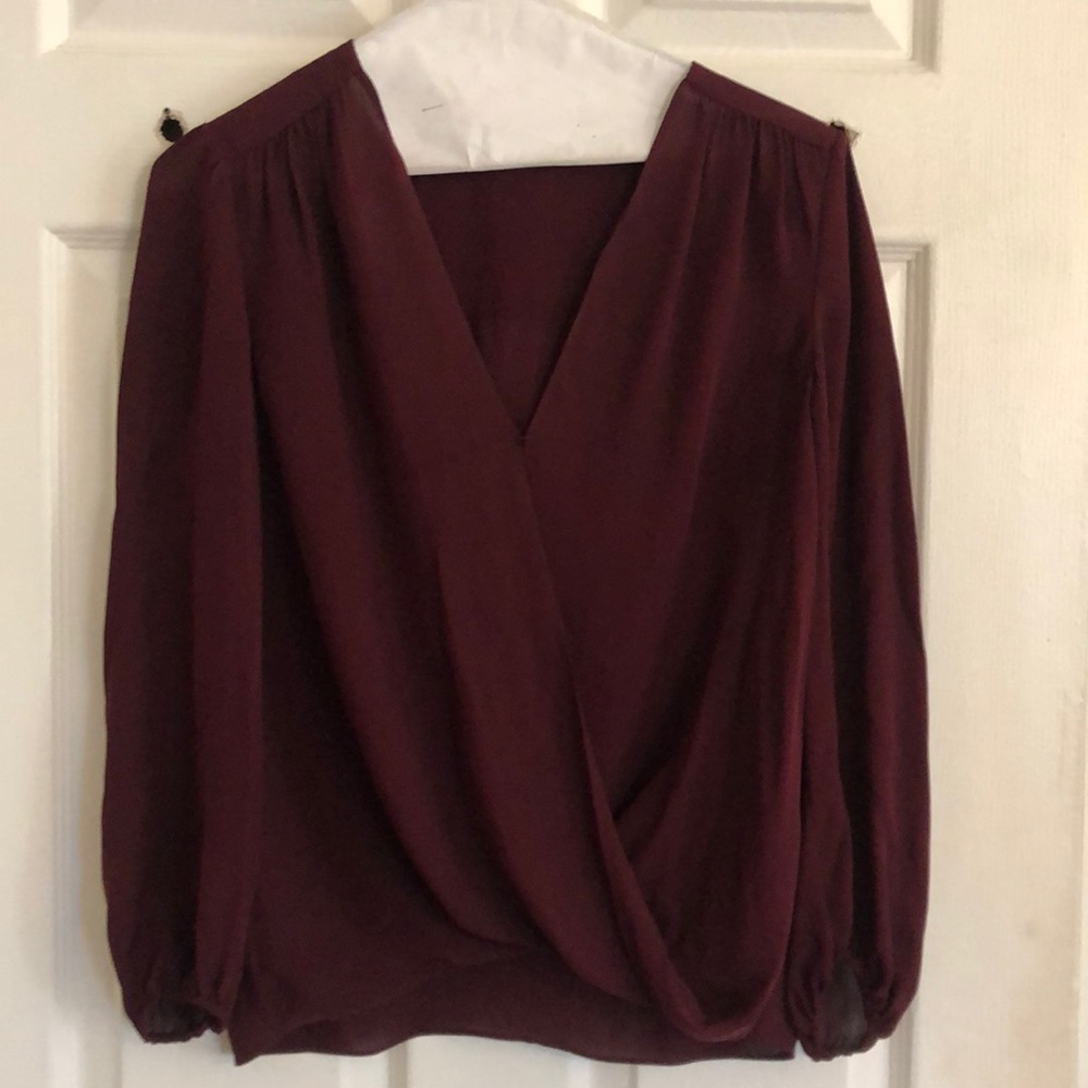 Alice and Olivia ruby blouse size XS 100% silk